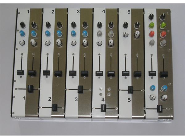 The only 6-Crossfader DJ-Mixer for Ableton Live in the World?